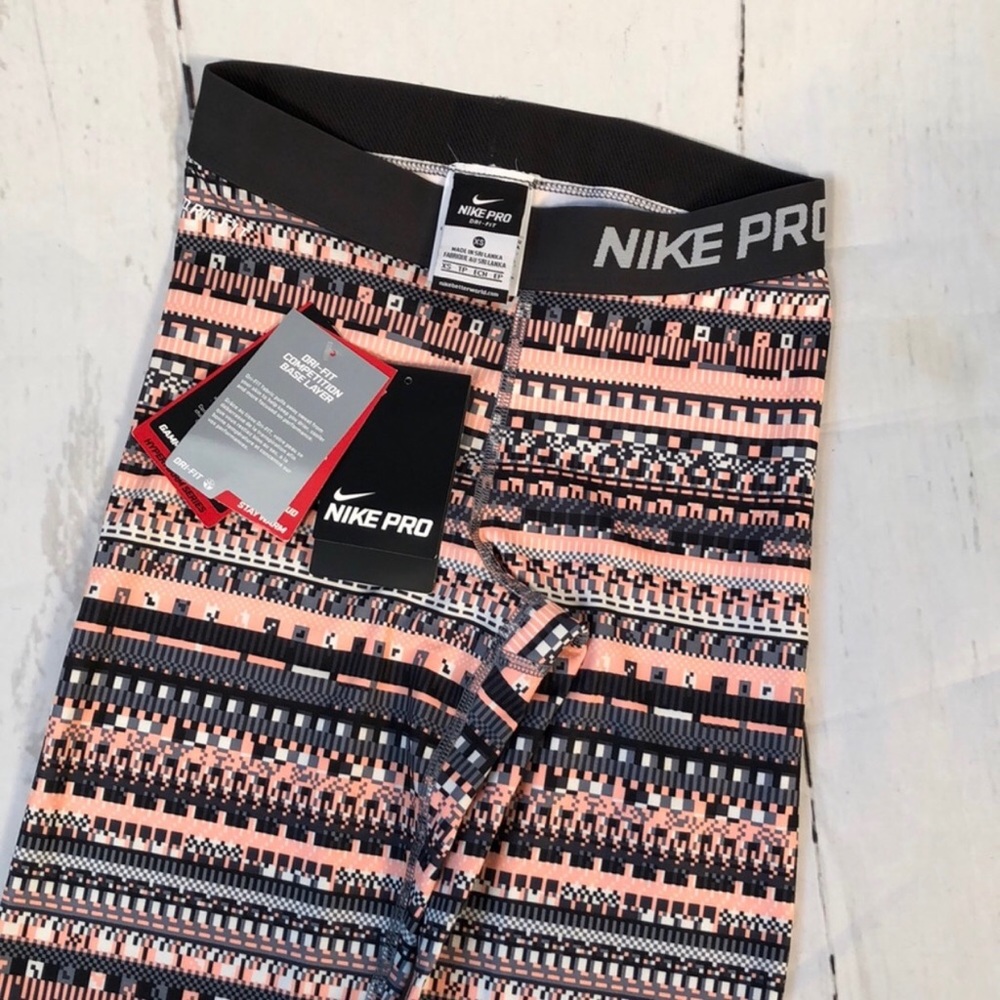 Nike Pro Dri-fit leggings Hyperwarm New!! XS